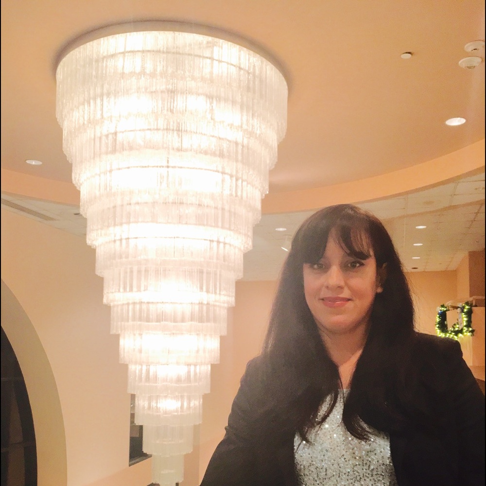 Meet your Posher, Sylvia